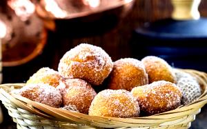 Quantas calorias em 1 porção (40 g) Bolinho de Chuva?