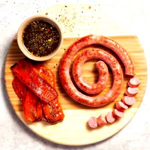 Quantas calorias em 1 porção (50 g) Linguiça Calabresa com Bacon?