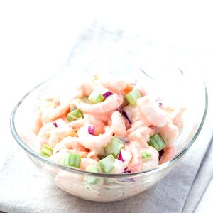 Quantas calorias em 1 porção (618 g) Shrimp Salad?