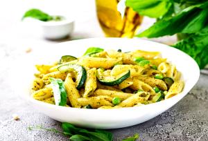 Quantas calorias em 1 porção (75 g) Penne Ao Pesto?