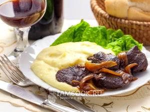 Quantas calorias em 1 Porção (85 G) Carne de Veado Guisada?