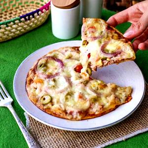Quantas calorias em 1 porção (88 g) Pizza Portuguesa Massa de Batata Doce?