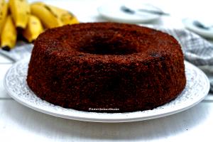 Quantas calorias em 1 Porção (90 G) Bolo de Banana e Aveia?