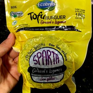 Quantas calorias em 1 porção (90 g) Tofu Burger Girassol E Legumes?