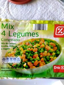 Quantas calorias em 1 Porção (94 G) Mistura de Vegetais Cozidos (Milho, Ervilhas, Feijão Verde e Cenouras)?