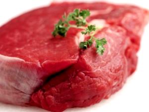 Quantas calorias em 1 Porção Carne boi crua salgada?