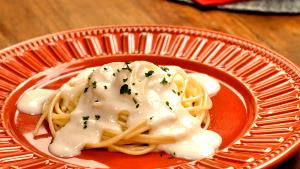 Quantas calorias em 1 Porção Repolho branco cozido com molho branco sem sal?