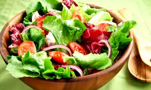 Quantas calorias em 1 Porção Salada folhas - alface americana alface roxa agrião com molho de salada - salsa suco de limão azeite de oliva com sal?