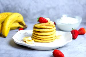 Quantas calorias em 1 Porçoes Banana Com İogurte?