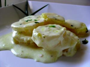 Quantas calorias em 1 Porçoes Batata Ao Forno Com İogurte?