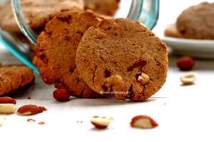 Quantas calorias em 1 Porçoes Biscoito De Manteiga De Amendoim Sem Gluten E Lactose?