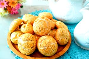 Quantas calorias em 1 Porçoes Biscoito De Polvilho Doce Pé Rachado?