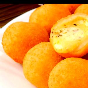 Quantas calorias em 1 Porçoes Bolinha De Queijo Perfeita - Sem Massa?