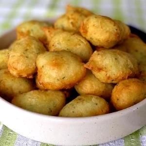 Quantas calorias em 1 Porçoes Bolinho De Chuchu Da Ma?