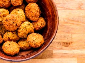 Quantas calorias em 1 Porçoes Bolinho Vegano?