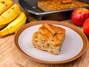 Quantas calorias em 1 Porçoes Bolo De Banana E Maçã?