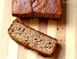 Quantas calorias em 1 Porçoes Bolo De Banana İntegral E Sem Farinha?