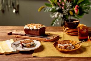 Quantas calorias em 1 Porçoes Bolo De Cenoura E Especiarias?