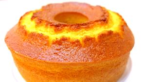 Quantas calorias em 1 Porçoes Bolo De Laranja Da Clau?