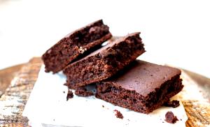 Quantas calorias em 1 Porçoes Brownie (Cardápio Fit)?