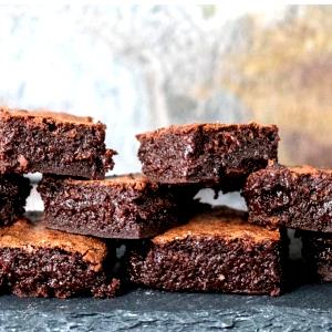 Quantas calorias em 1 Porçoes Brownie Fit?