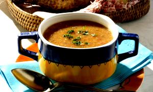 Quantas calorias em 1 Porçoes Caldo De Cará?