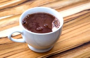 Quantas calorias em 1 Porçoes Chocolate Quente Versão Magra?