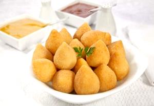 Quantas calorias em 1 Porçoes Coxinha De Frango Festa?