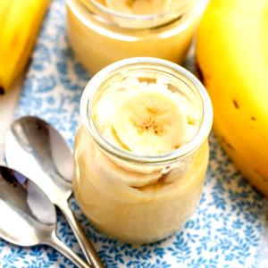 Quantas calorias em 1 Porçoes Creme De Banana?