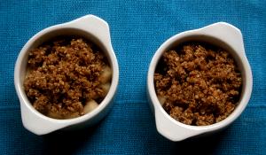 Quantas calorias em 1 Porçoes Crumble De Pera E Aveia?