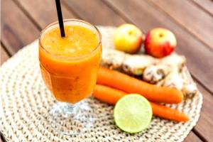 Quantas calorias em 1 Porçoes Detox De Cenoura, Maçã, Laranja E Gengibre?