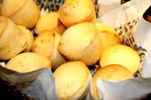 Quantas calorias em 1 Porçoes Falso Pão De Queijo?