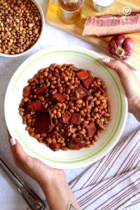 Quantas calorias em 1 Porçoes Feijao De Corda Da Claudinha?