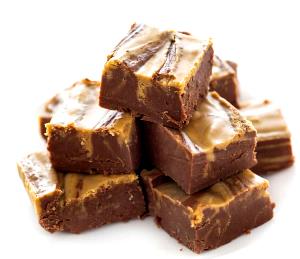 Quantas calorias em 1 Porçoes Fudge De Manteiga De Amendoim Com Chocolate Meio Amargo?