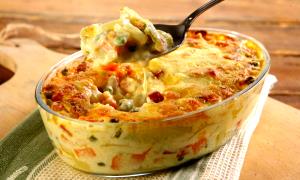 Quantas calorias em 1 Porçoes Gratinado De Legumes?