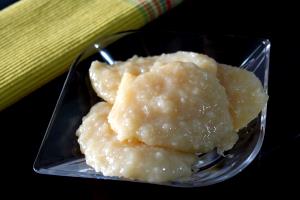 Quantas calorias em 1 Porçoes Leite Condensado Light Com Coco Ralado?