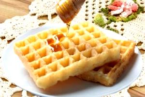 Quantas calorias em 1 Porçoes Massa Básica Para Waffle?