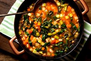 Quantas calorias em 1 Porçoes Minestrone?