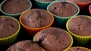 Quantas calorias em 1 Porçoes Mini Cup Cake De Liquidificador Sem Recheio?