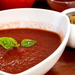 Quantas calorias em 1 Porçoes Molho De Tomate Caseiro Com Manjericão?