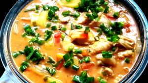 Quantas calorias em 1 Porçoes Moqueca De Tilápia?