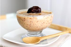 Quantas calorias em 1 Porçoes Mousse De Ameixa Com İogurte?