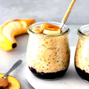 Quantas calorias em 1 Porçoes Overnight Oat De Banana?