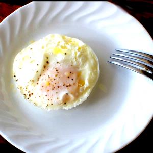 Quantas calorias em 1 Porçoes Ovo No Microondas?