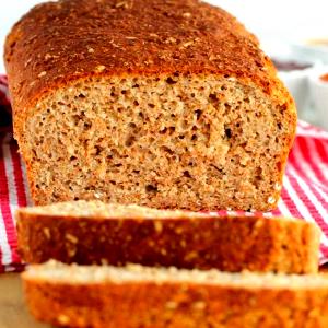 Quantas calorias em 1 Porçoes Pao De Forma İntegral Caseiro?