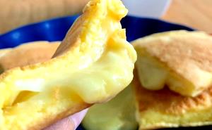 Quantas calorias em 1 Porçoes Pao De Queijo De Frigideira?