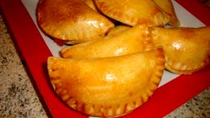 Quantas calorias em 1 Porçoes Pastéis De Forno?