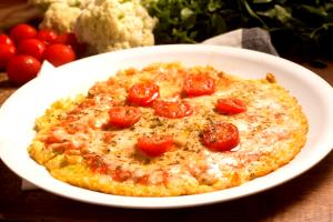 Quantas calorias em 1 Porçoes Pizza Low Carb Com Massa De Couve-Flor?