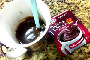 Quantas calorias em 1 Porçoes Pudim De Caneca Cremoso Baunilha Dr. Oetker?