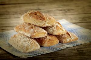 Quantas calorias em 1 Porçoes Pão Ciabatta?